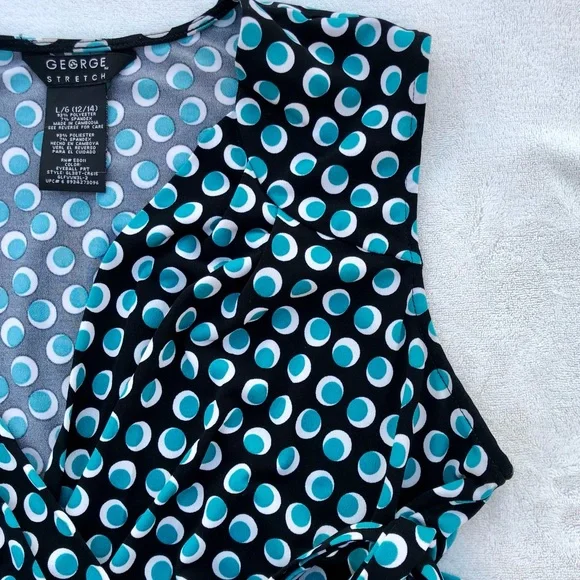 Polka Dot Dress Stretch 12/14 100% polyester Belted - Picture 2 of 8